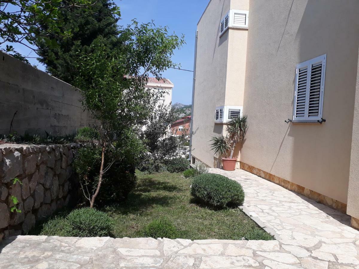 Apartments Golub Cesarica Exterior foto